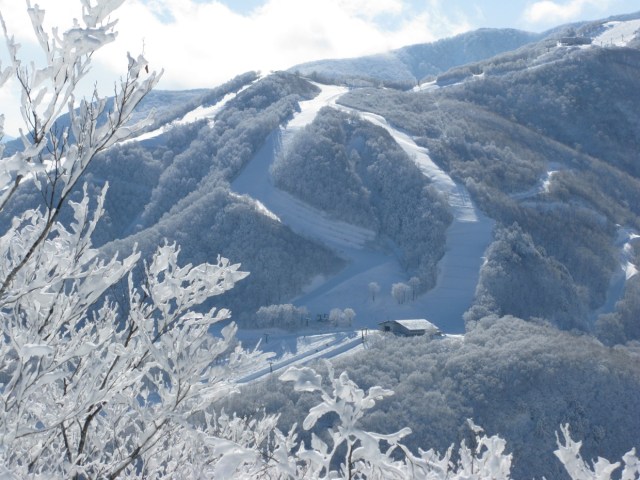 Hakuba47